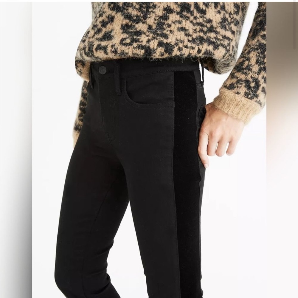 NWT 9" Mid-Rise Skinny Jeans: Velvet Tuxedo Stripe Edition